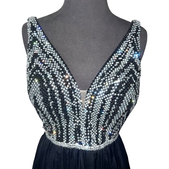 Size 6 Custom Jovani Pageant/Formal Gown Purchased at Regalia in Orlando - Picture 2 of 5